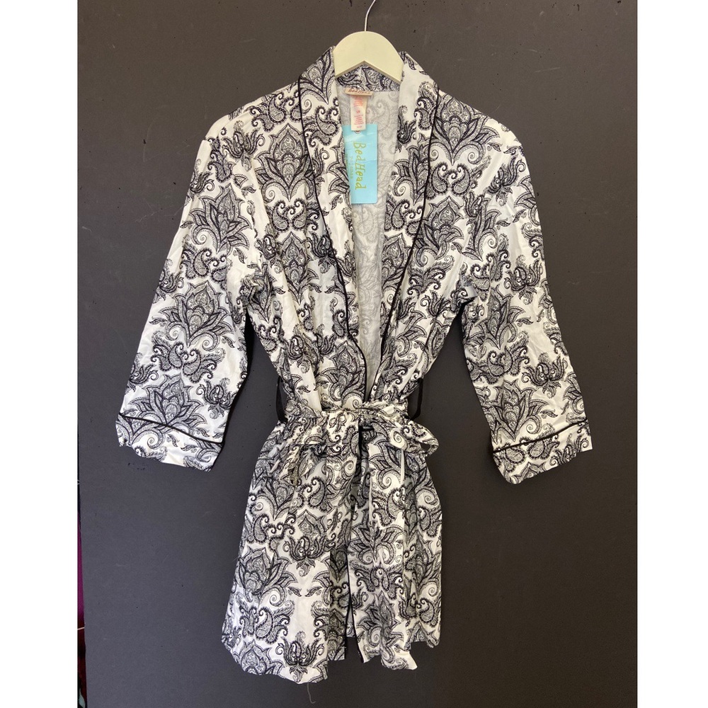 NWT BEDHEAD PAJAMAS PAISLEY SATEEN SHORT ROBE S/M